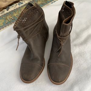 Klub Nico Booties